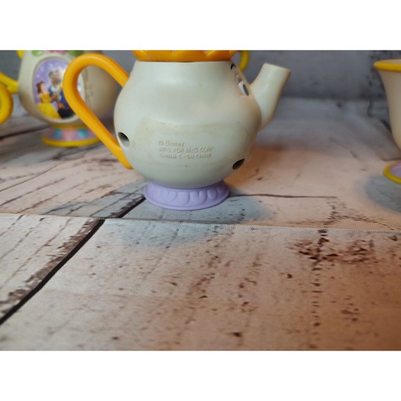 McDonald's Happy Meal Mrs. Potts and Teapot set Cups - Picture 6 of 8